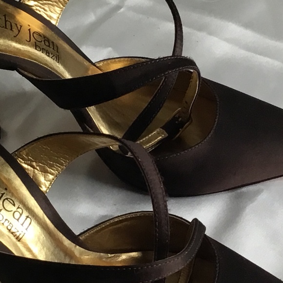 Brown Satin Criss-cross Strap Ankle Heels  Lined in Gold Leather! Very Feminine! - Picture 4 of 4